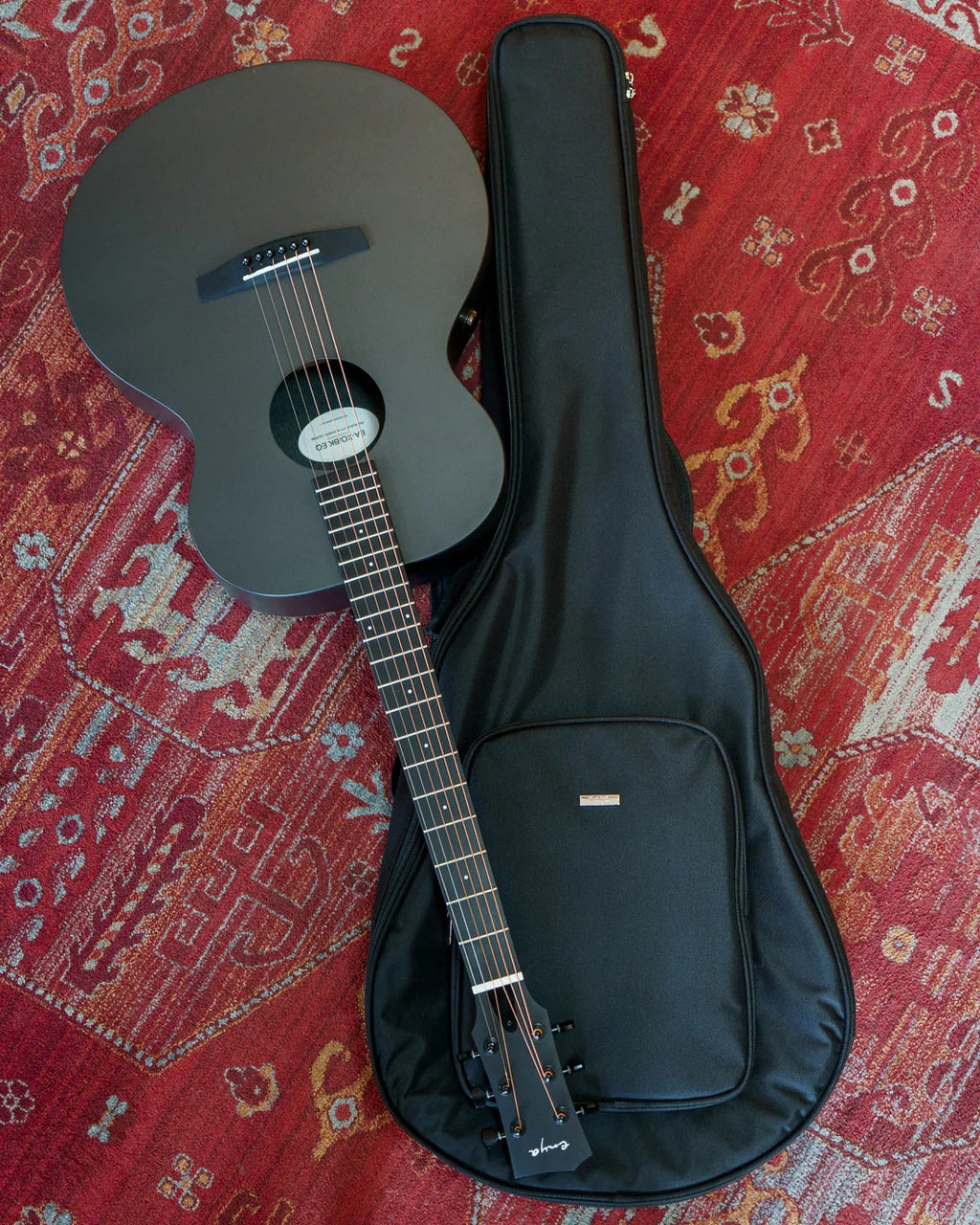 ENYA EA-X0/SP1.EQ Black gitara elektroakustyczna HPL z efektami Zestaw