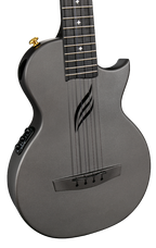 ENYA NOVA UE Pro Black – elektroakustyczne ukulele tenorowe z włókna węglowego i systemem AcousticPlus