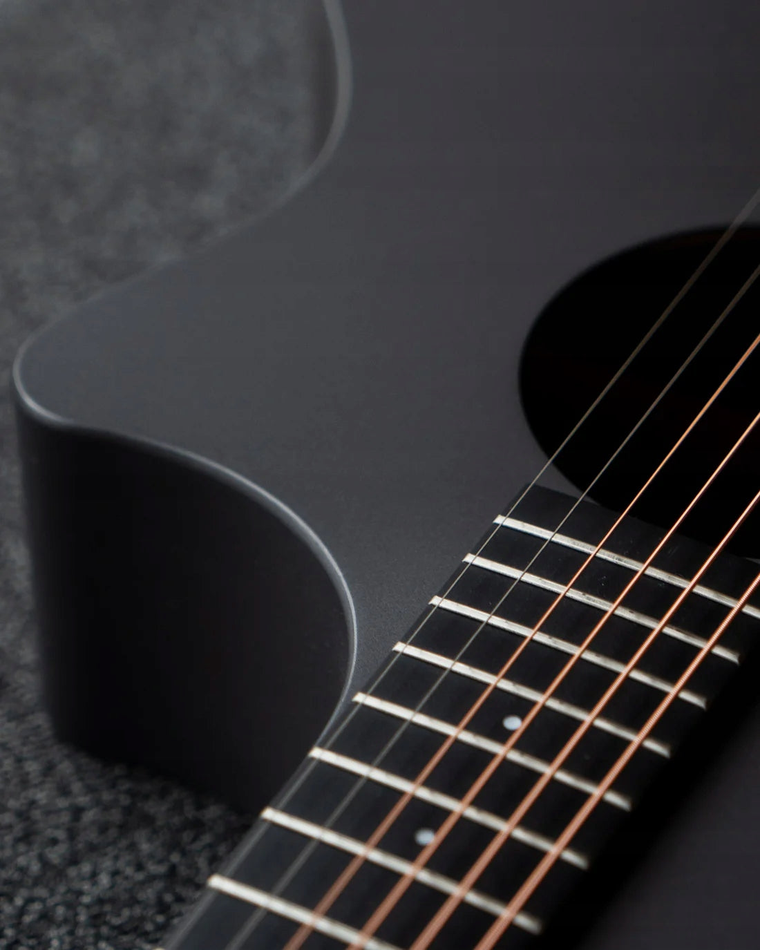 ENYA EGA-X0/SP1.EQ Black gitara elektroakustyczna HPL z efektami Zestaw