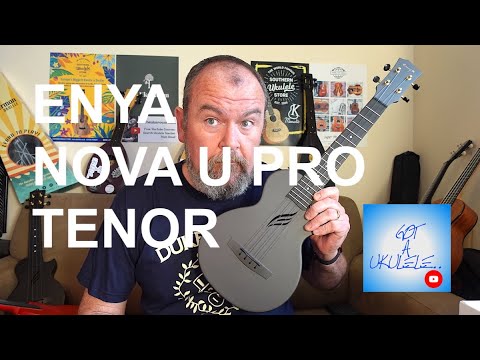 ENYA NOVA UE Pro Black – elektroakustyczne ukulele tenorowe z włókna węglowego i systemem AcousticPlus